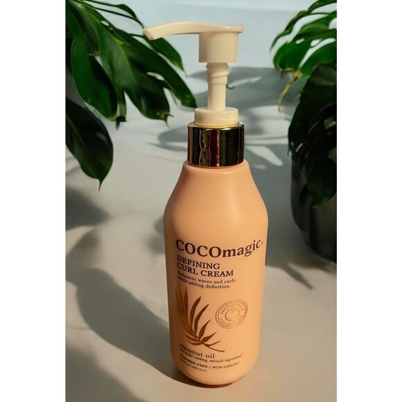 COCOmagic ~ DEFINING CURL CREAM Protein Coconut Oil HAIR THERAPY 8oz New - Picture 1 of 4